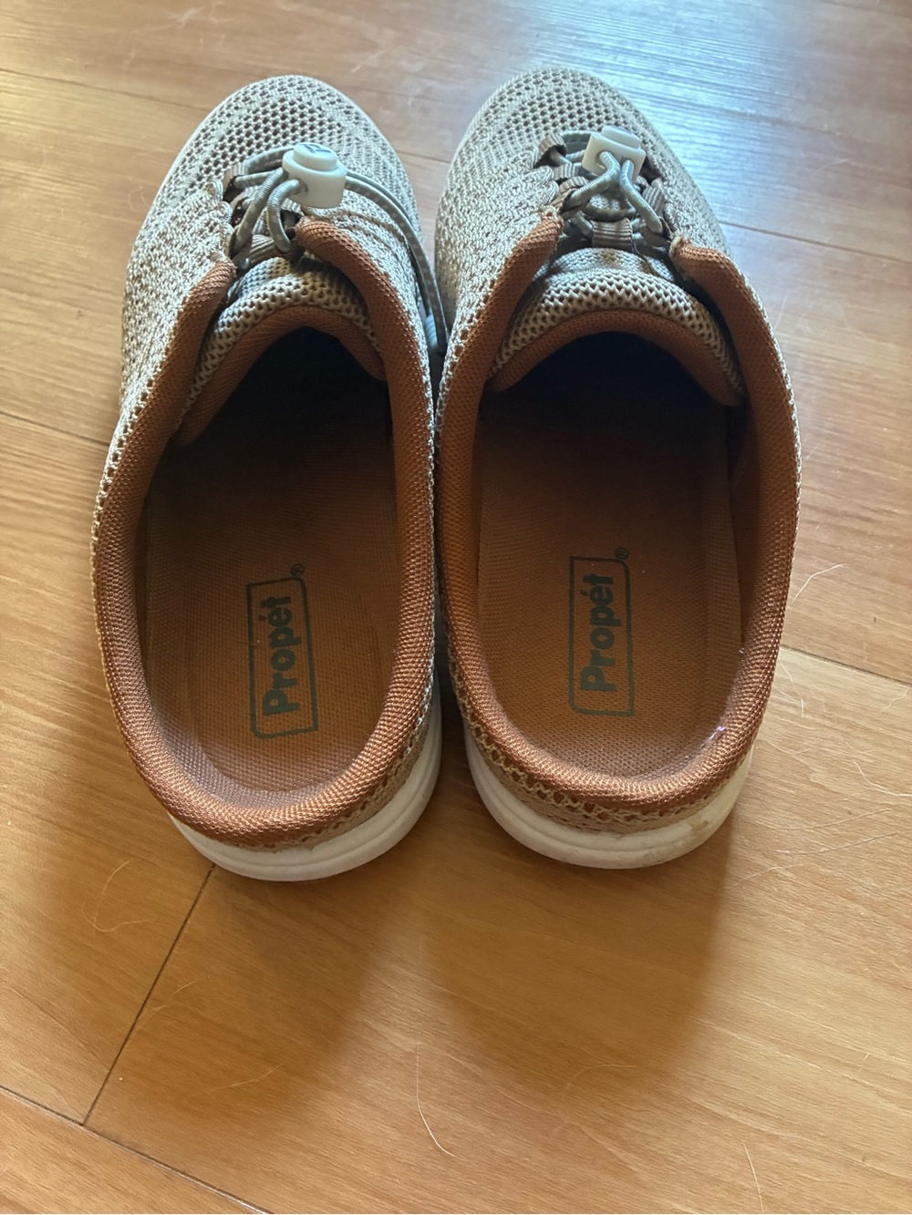 Propét Women's Travel Walker Evo Slides size 9.5 - Picture 3 of 7